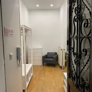 Apartment 100m2 Naehe 1010, Vienna