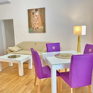 Steiner Residences Nestroyplatz شقة
